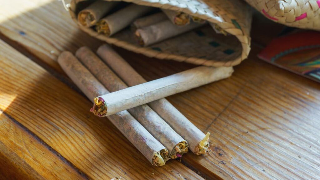 lacing pre rolls